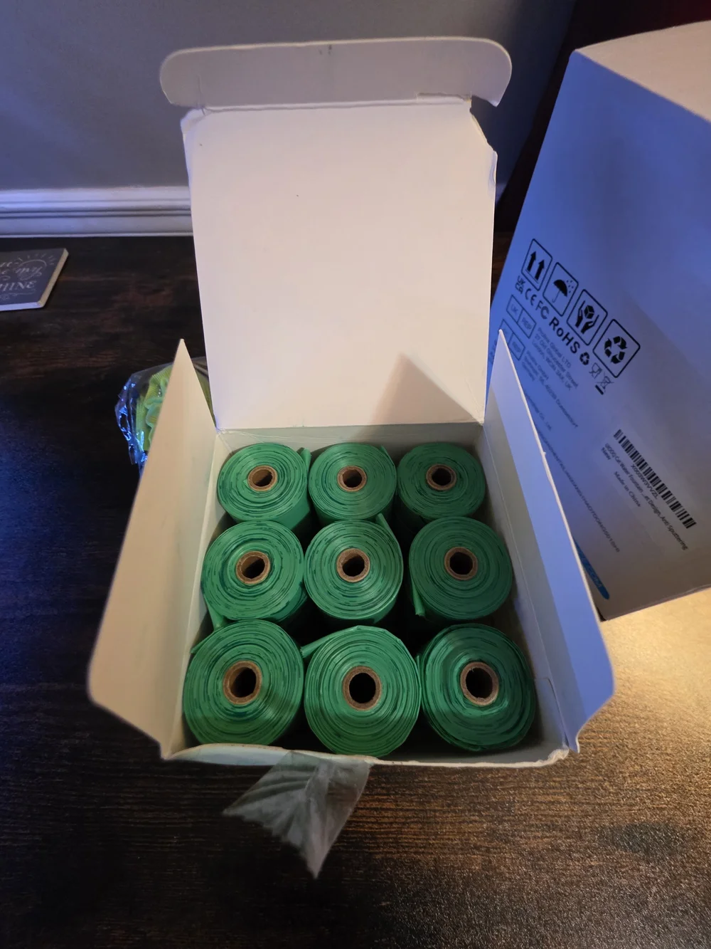 N/A neon green